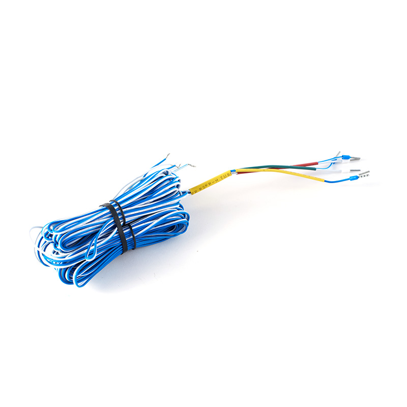 Con cable de enchufe prensado en frío E0508